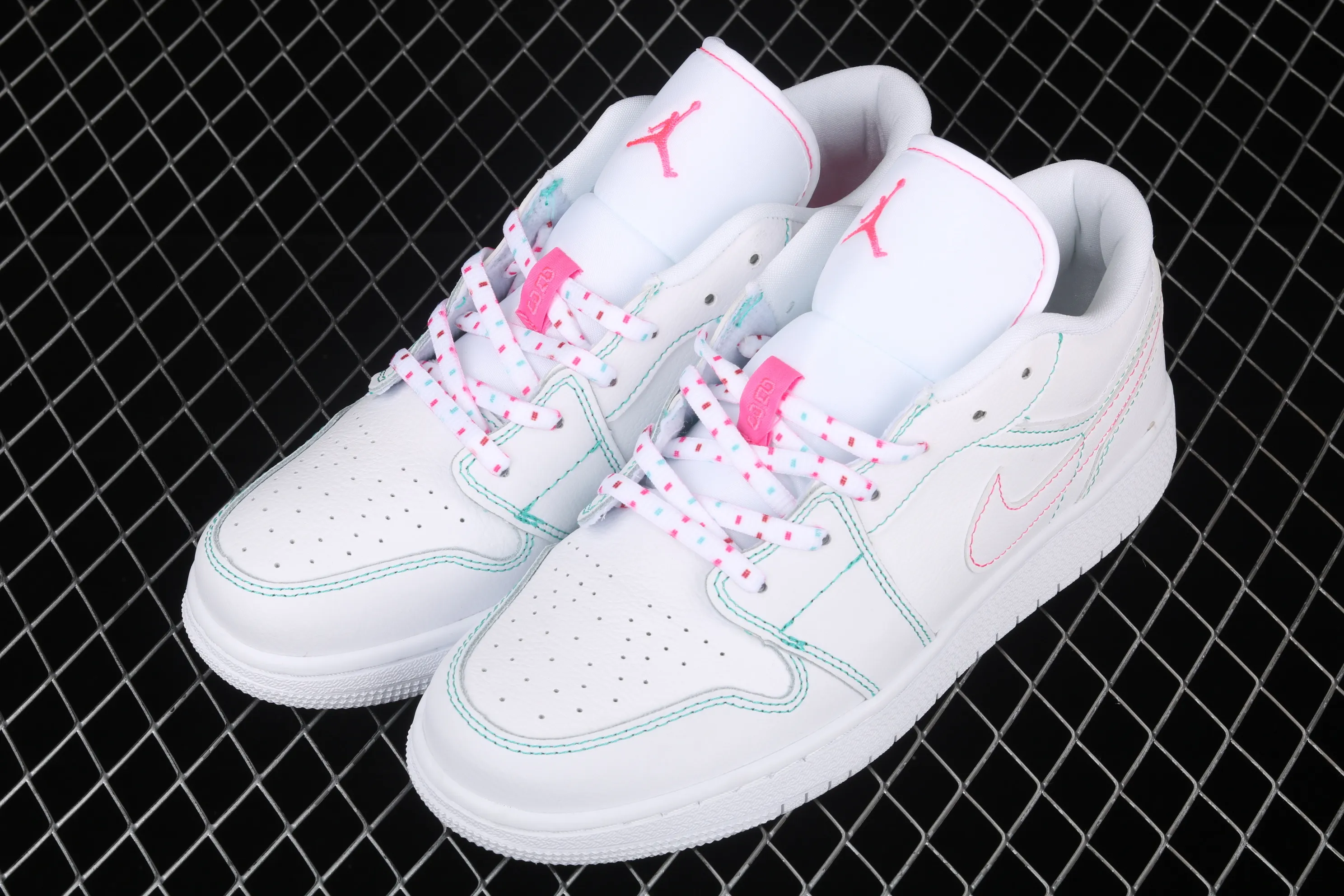 All categories Air Jordan Jordan series basketball shoes Air Jordan 1 Low Air Jordan 1 Low Shadow AJ1 Joe 1 pink line low-top cultural and leisure sports sneakers 554723-101